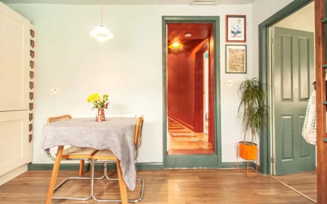 Tranquil Catford Retreat: Sleeps 4, With Garden