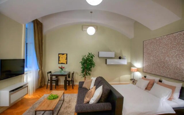 Retezova - Prague Apartments