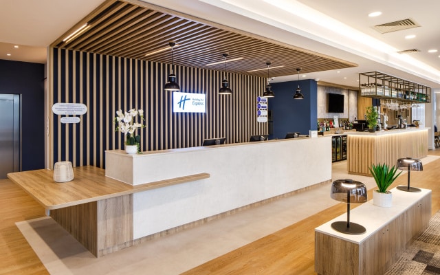 Holiday Inn Express London - ExCeL by IHG