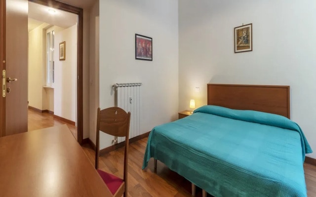 Piazza Re di Roma Apartment