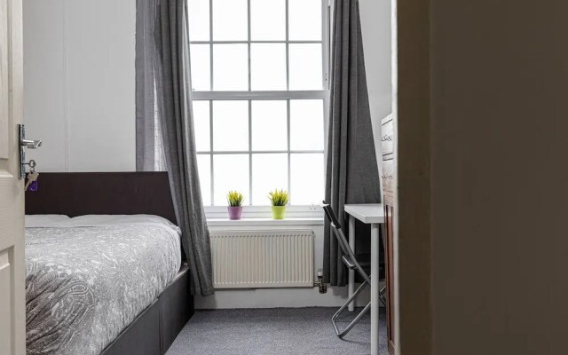 Tower Bridge Accommodation - 22