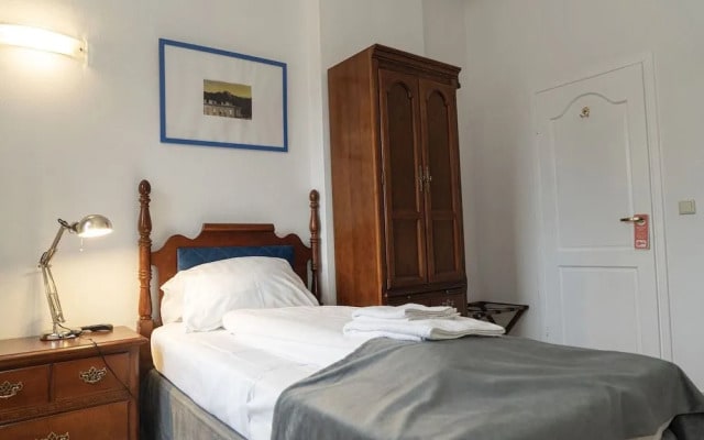 Hotel Petit