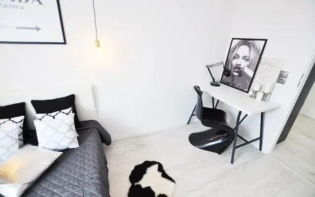 M11 Outstanding Apartment with Balcony