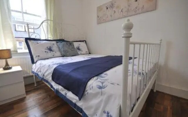 4B Fordham Guest Apartment