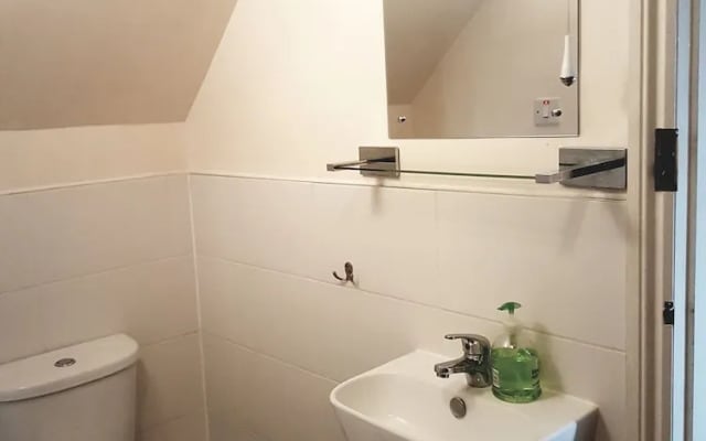 Large Luxury Self-Catering Barn