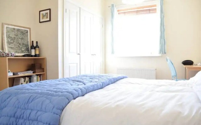 2 Bedroom Flat Next to Brockwell Park