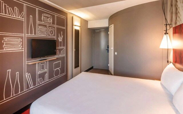 ibis Amsterdam City West