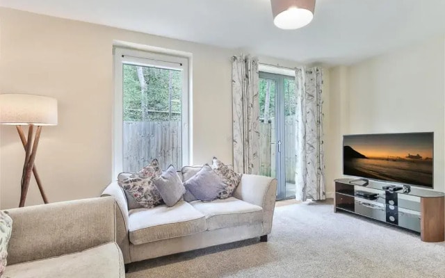 Exclusive - Stunning City Centre House! Parking