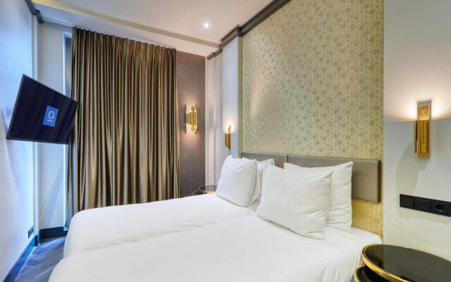 G hotel