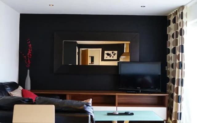 Hullidays - The Sawmill Suite