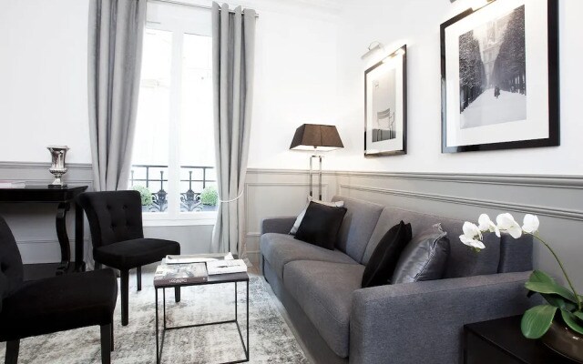Luxury 2BR Gr-Boulevards I by Livinparis