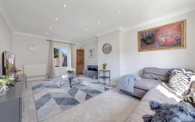 Suites by Rehoboth - Eton House - Orpington