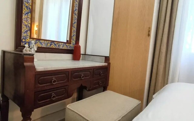 Studios Or Private Rooms