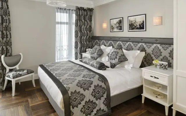 Next House Pera Hotel
