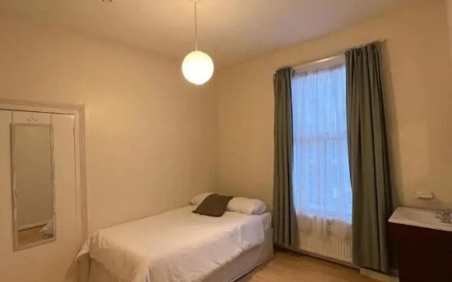 Bruce Rooms