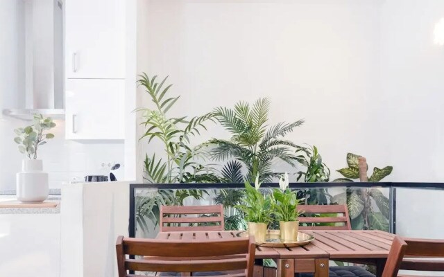Charming La Latina Green