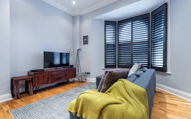 Spacious Clapham Home Near Brixton
