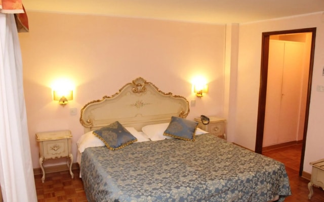 Отель Royal San Marco 