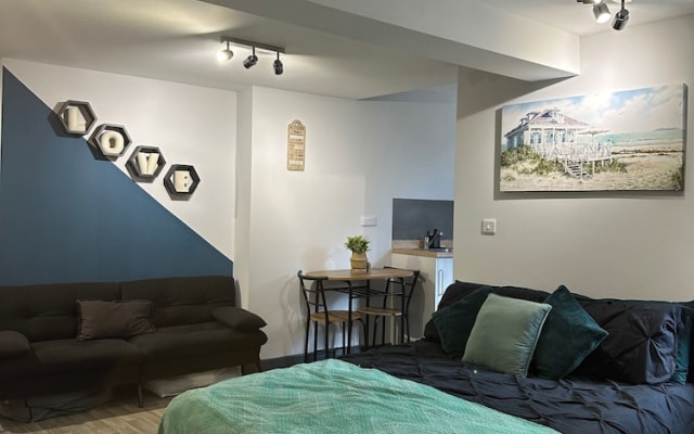 Cozy Studio In The City Centre by Luxesuites