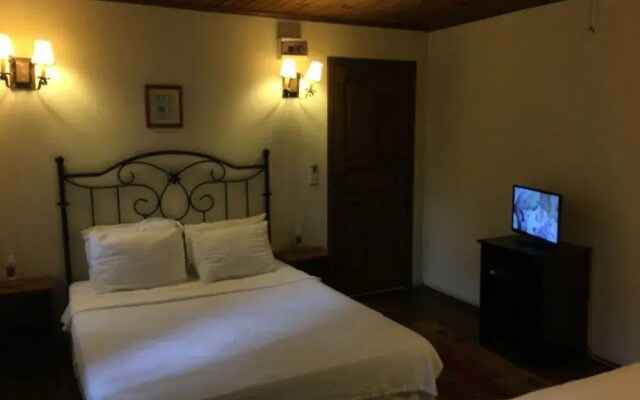 Piccolo Mondo Hotel