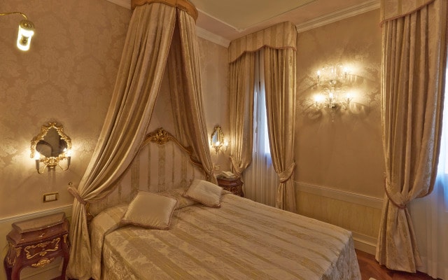 Hotel Canal Grande