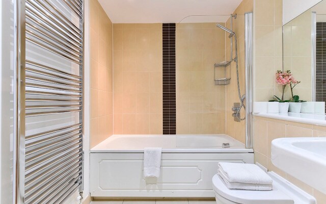 London Bridge City Apartments