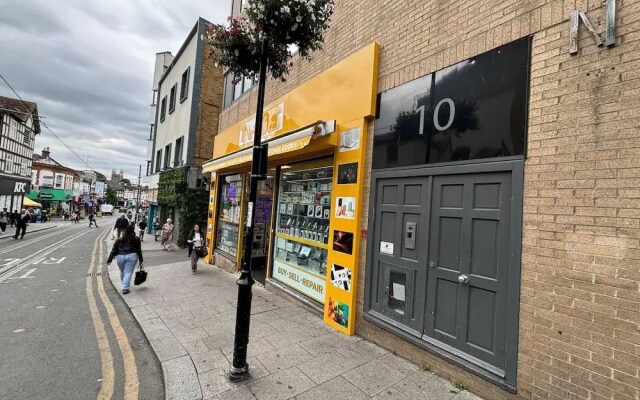 Sleeps 2 Studio -central Croydon London -wifi & Tv