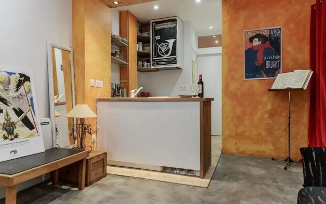 Montmartre Apartments Chagall