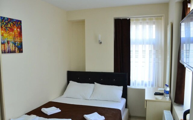 AddresSuitesHotel