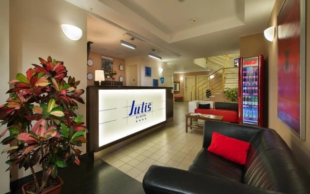 EA Hotel Juliš