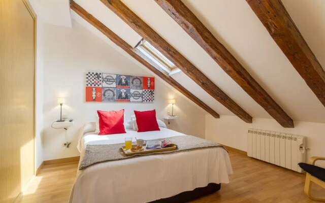 7rooms7 Plaza Mayor Madrid Apartments