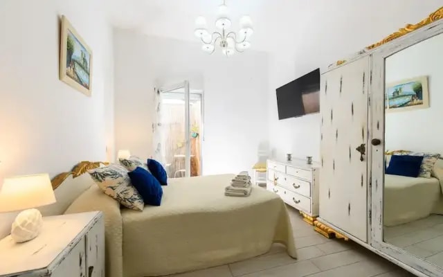 M Sfu73 Estudio Moderno con Terraza Privada en Ma