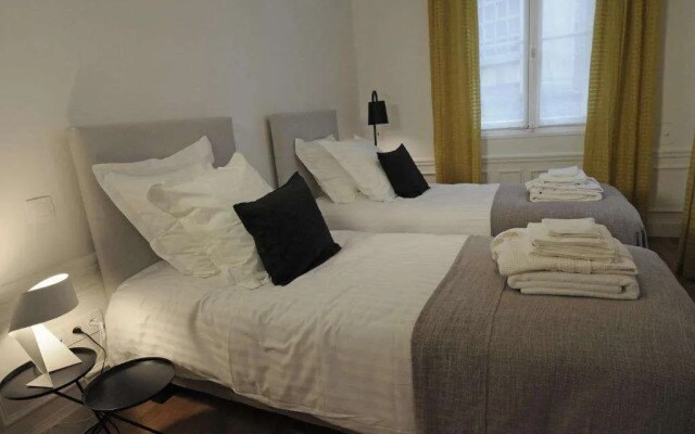 Relais12Bis Bed & Breakfast By Eiffel Tower
