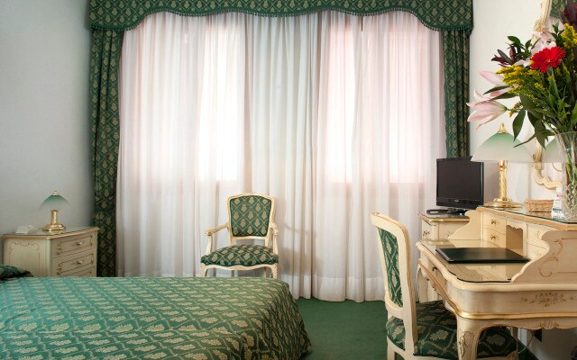 Albergo Commercio e Pellegrino