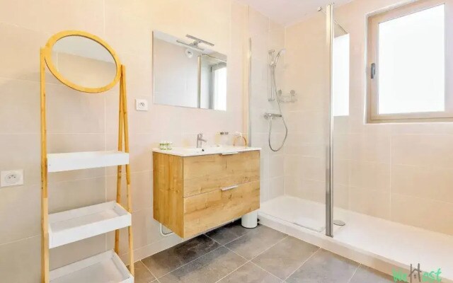Modern Apt With Balcony-6p-close to Disney/paris