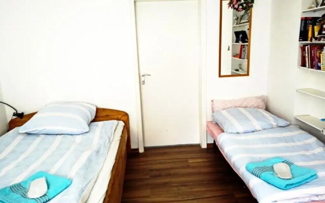 apartment near underground station