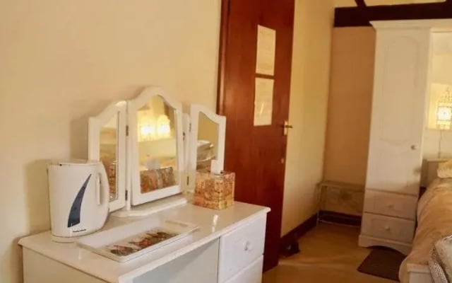 Ravencar Farm Bed and Breakfast