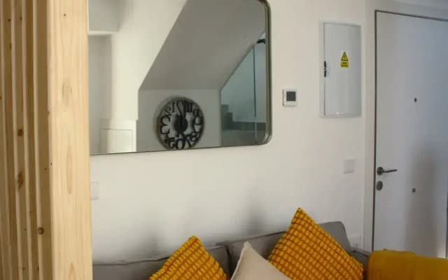 APARTAHOTEL MADRID URBAN SUITES - EDIFICIO EXCLUSIVO - 7 Apartments Boutique Full Equiped