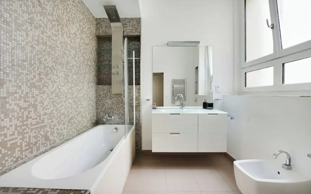 Charming 2br/4p - Georges V / Champs-a%0lysaes