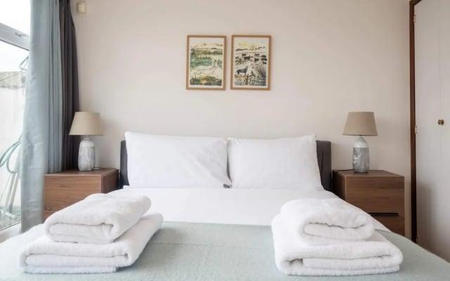 Stylish Kings-cross Maisonette