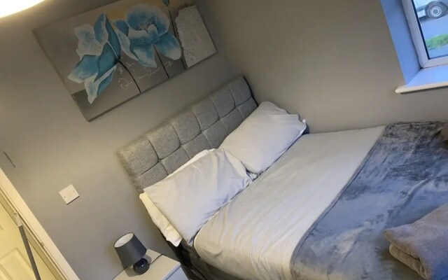 Kirkby House
