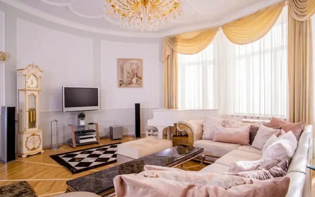 Апартаменты ДомГдеТы на Кутузовском 18