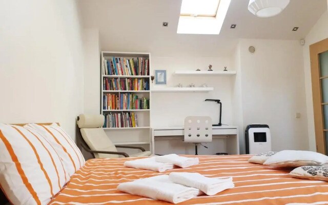 Exceptional Uzupis Bridge 3 Bedroom Apartment