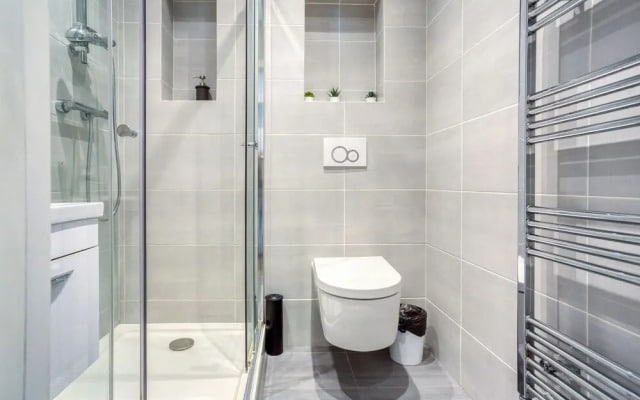Studio Apartment  Central London