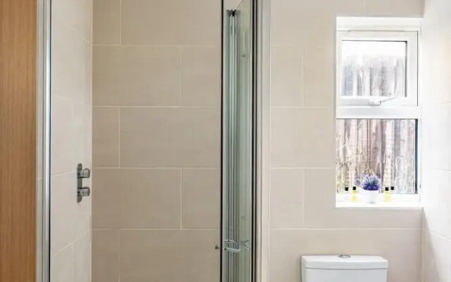 1-bedroom Apartment With Private Garden
