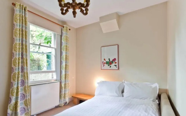 Albion Street by Onefinestay