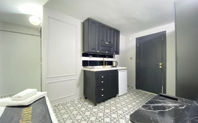 Comfy and Central Studio Flat in Kabatas Beyoglu