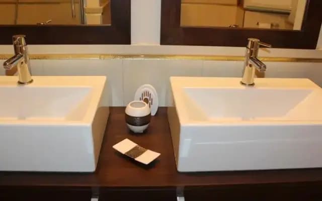 St. Peter Luxury Inn