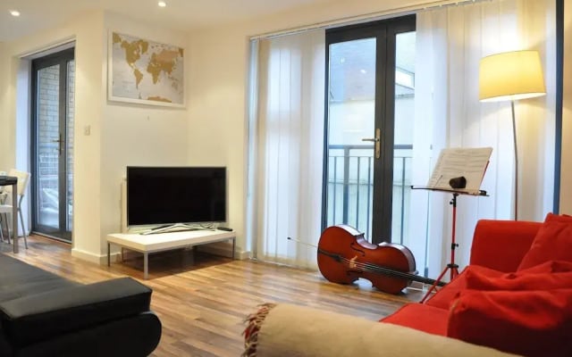 Modern 1 Bedroom Apartment in Central Location London