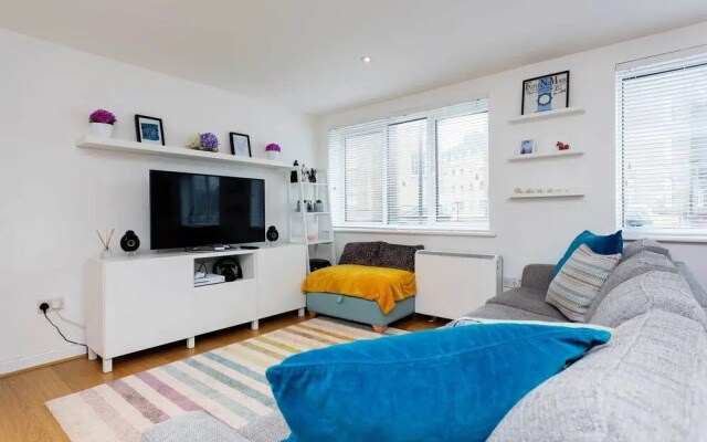De Beauvoir Apartment